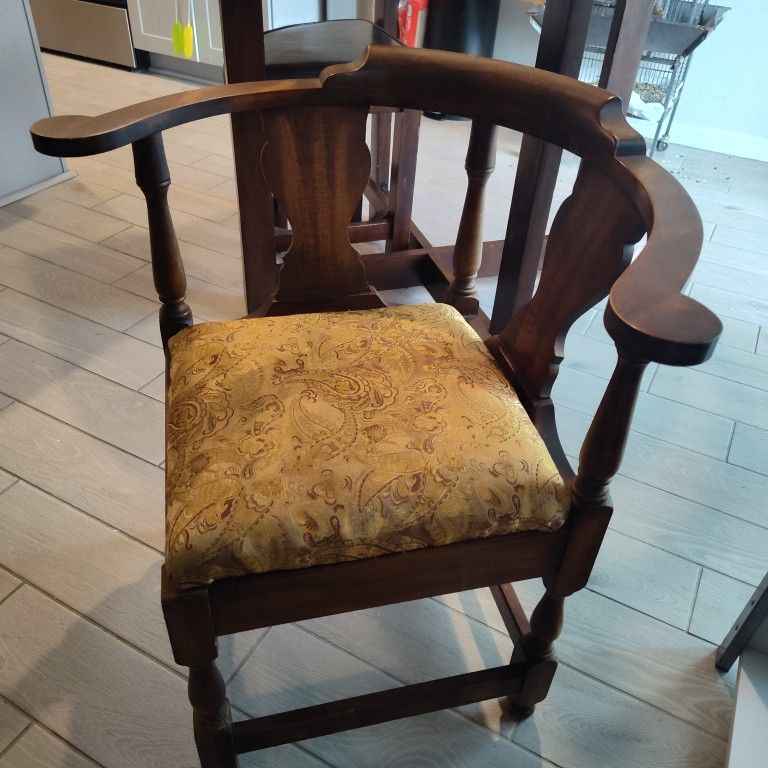 Bedroom Antique Corner Chair