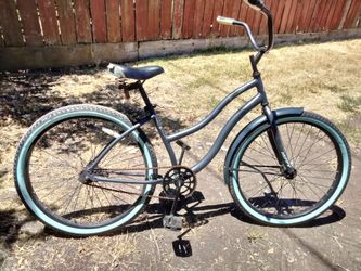 Huffy Beach Cruiser 26"