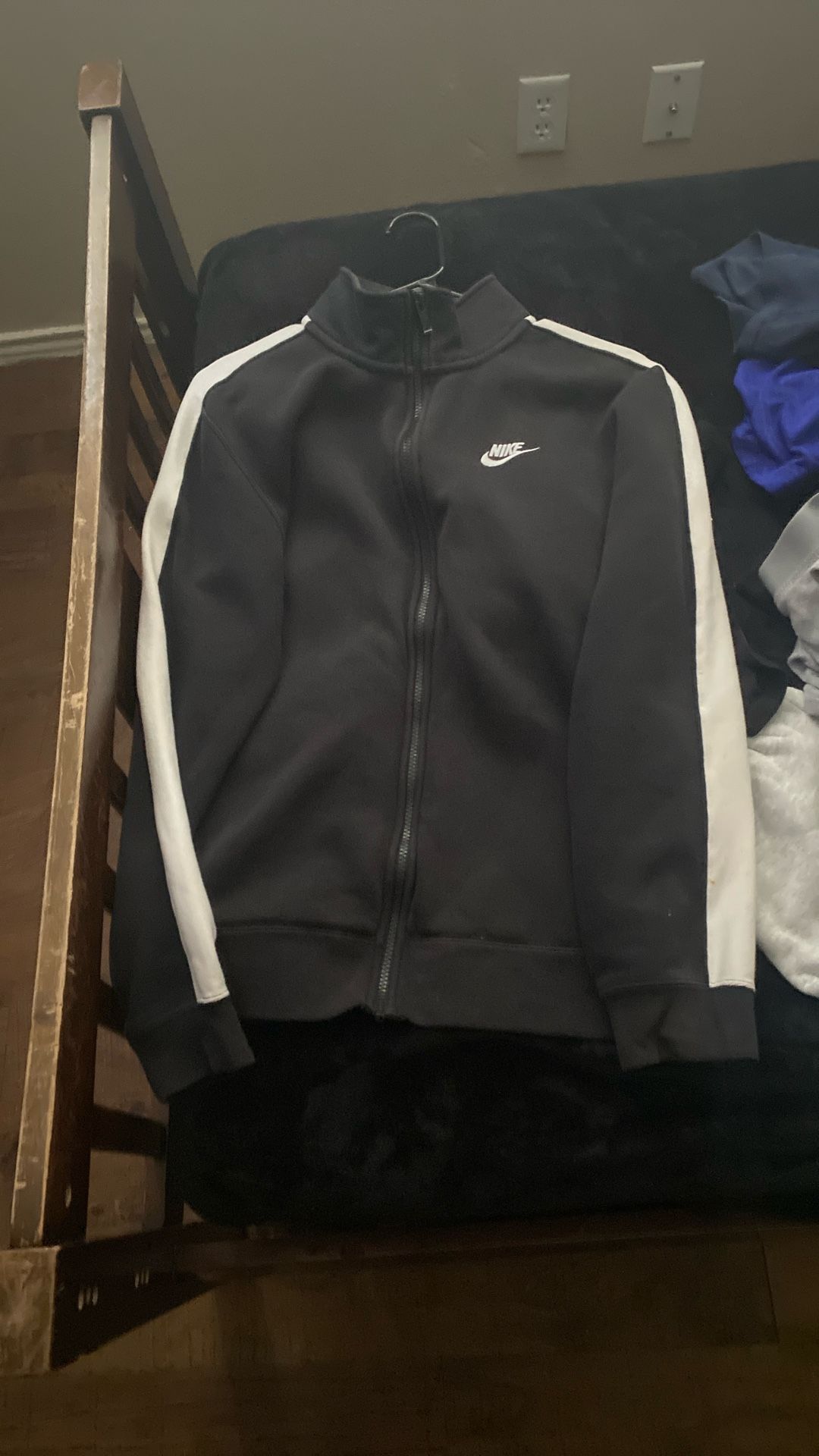 Nike Sweater