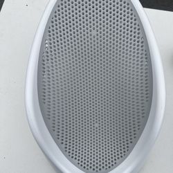 Newborn Bath Support 