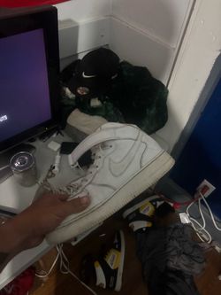 Nike Air Force 1 Mid White Sneaker