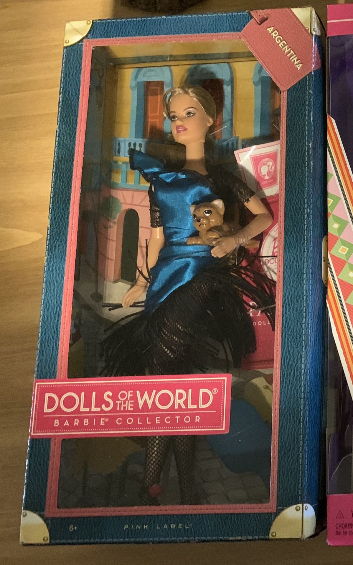 Dolls Of The World Argentina Barbie Pink Label