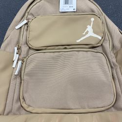 L Jordan beige backpack