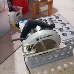 Seven And 1/4 Inch Corded Saw