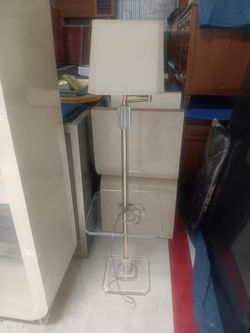 Vintage postmodern mcm sculptural lucite lamp