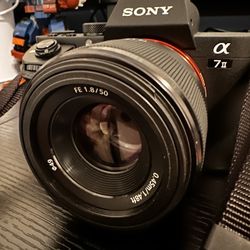 Camera - Sony A 7 II