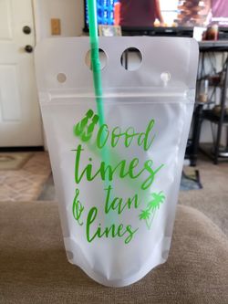 17 Oz Adult Reusable Drinking pouches!!