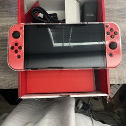 Nintendo Switch OLED Mario Edition 