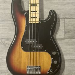 2011 Fender Classic Series 70s MIJ Precision Bass Sunburst Made in Japan