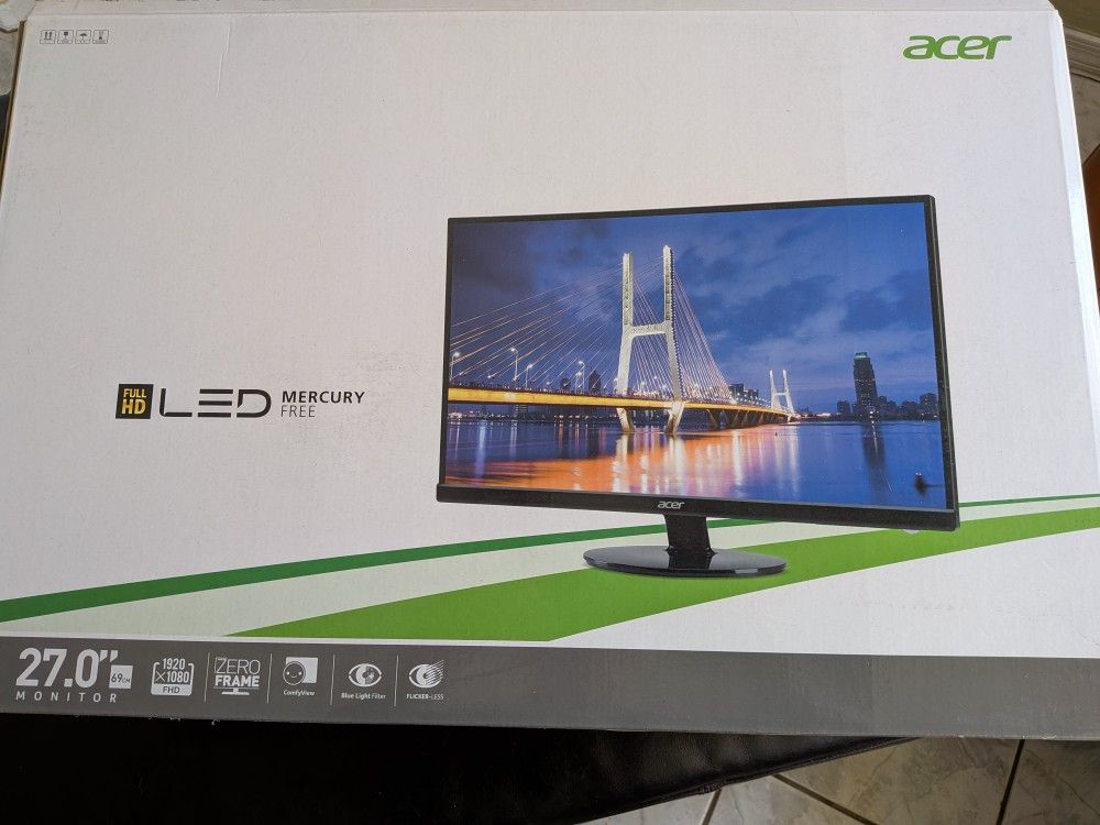 2 Monitors And Dual Stand (Only 1 Original Base)