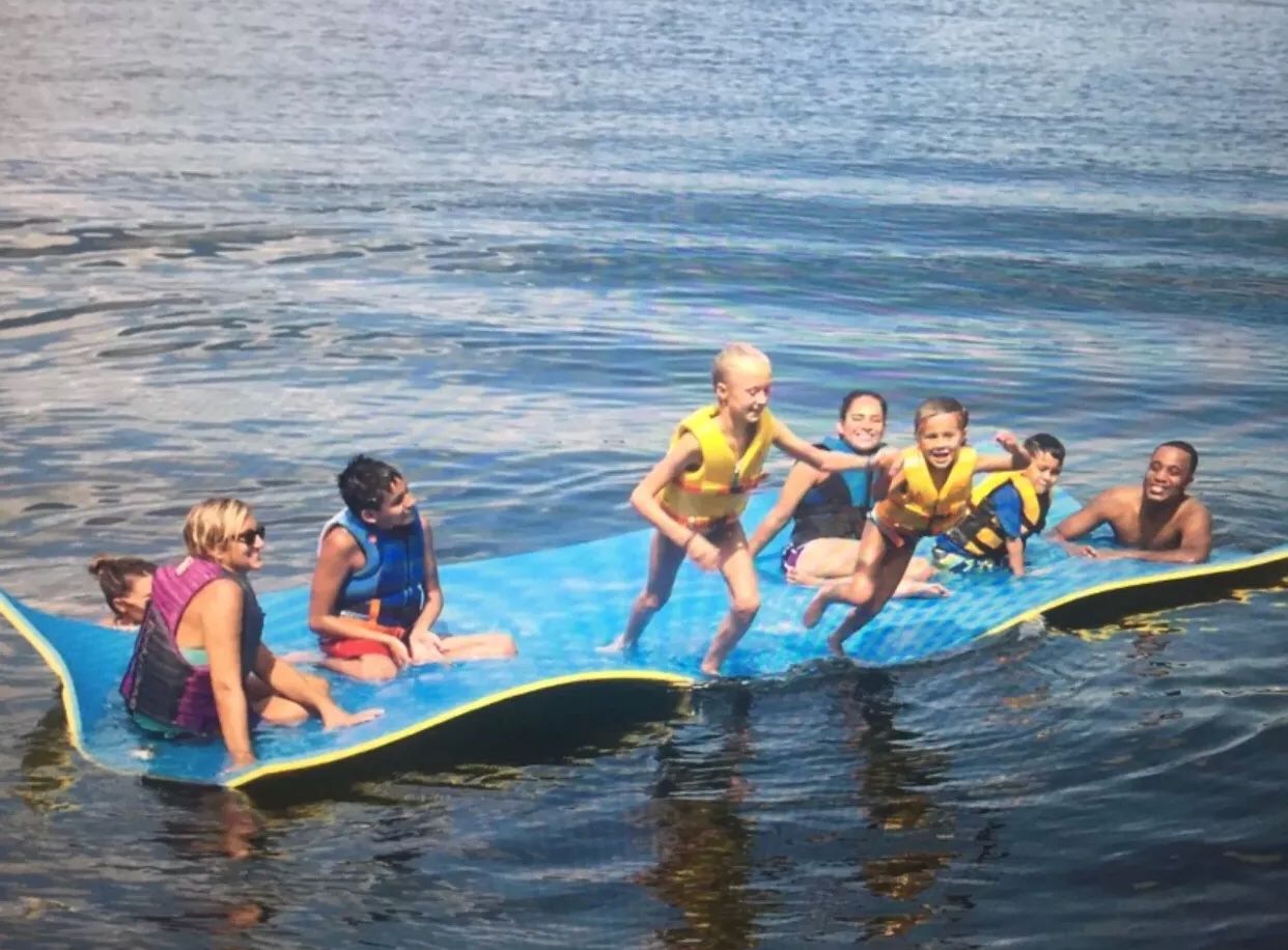 Floating Mat (Aqua Lily Pad, Water Mat, Rubber Dockie, Maui Mat, ifloat, chillraft)