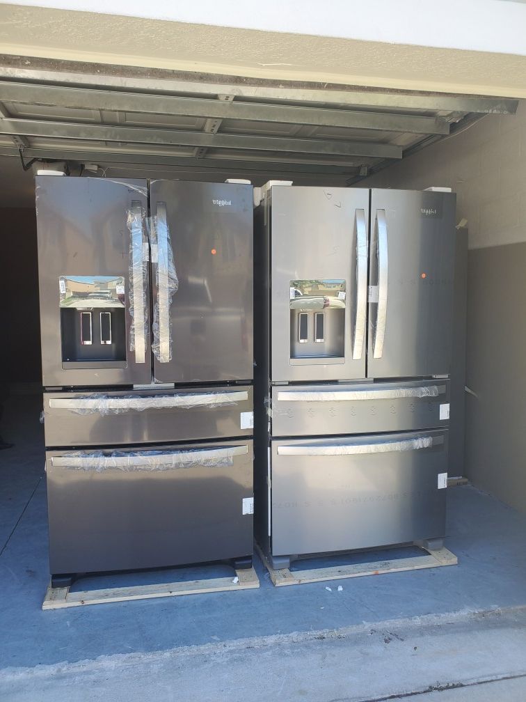 Stainless steel French door fridge