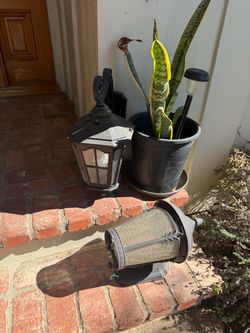 Outdoor Lights $35 OBO