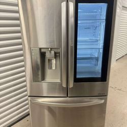 REFRIGERATOR 