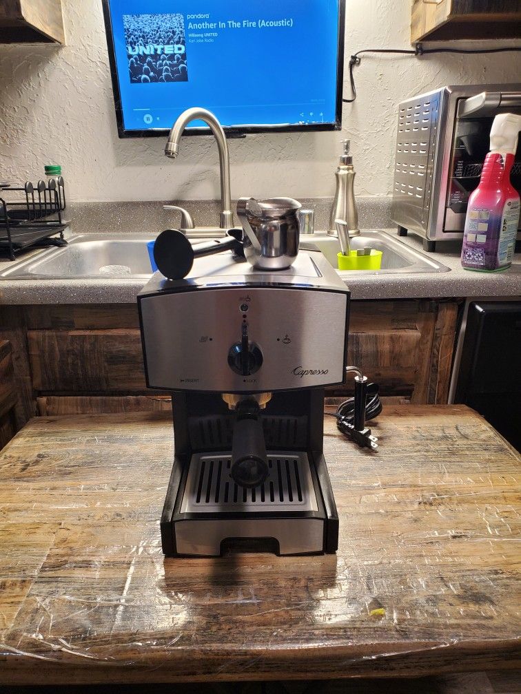 Capresso Cappuccino/Espresso Maker