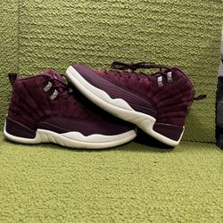 Jordan 12 Bordeaux Size 10M