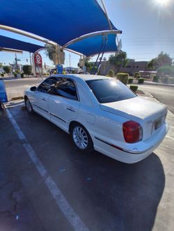 Hyundai XG350