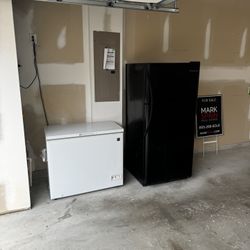 Black Fridge 