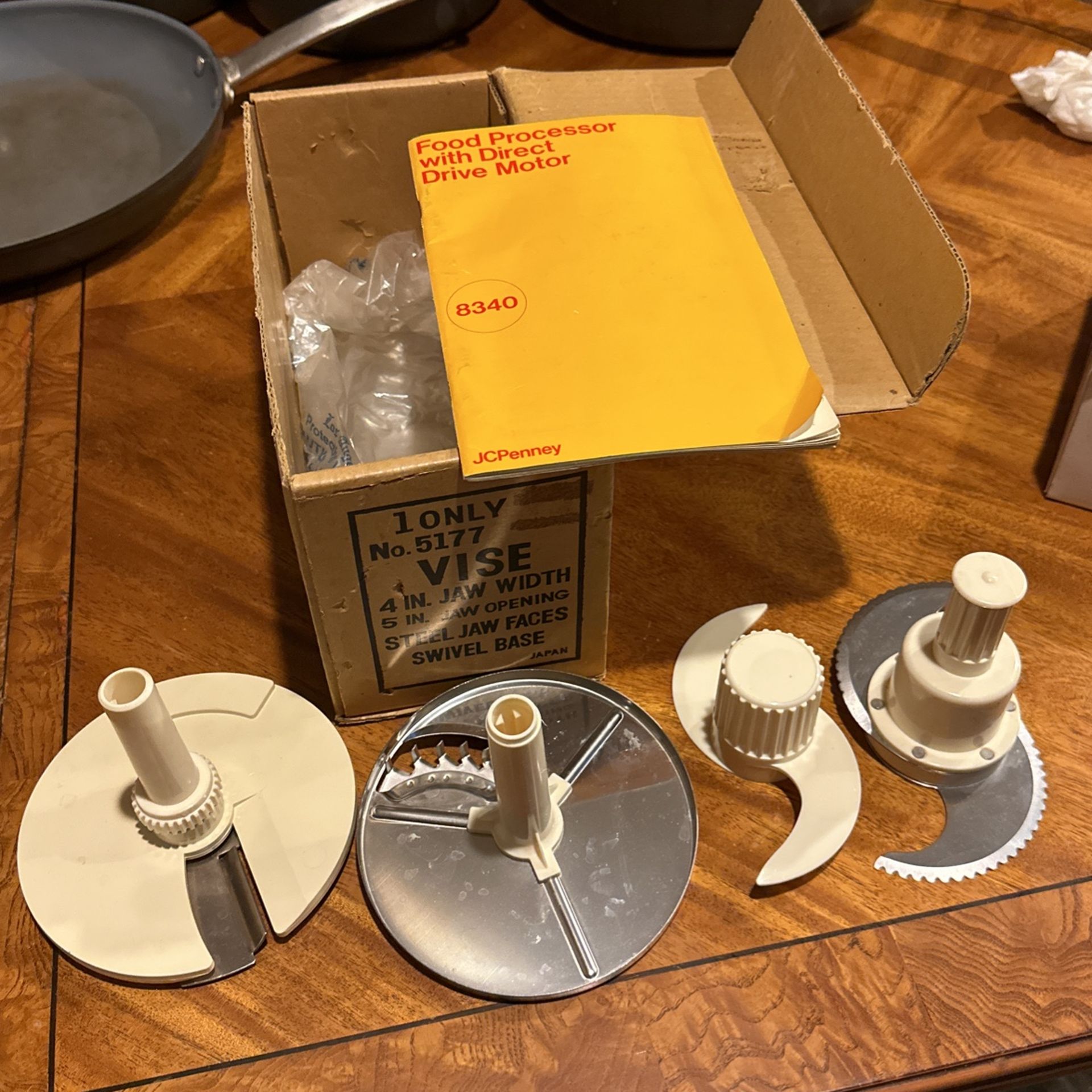 4 Food Processor Attachments & 8340 JCPenney Model Instruction Manual