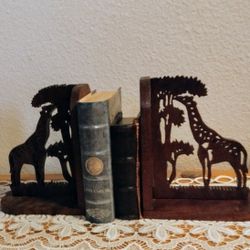 Vintage Hand Carved Wooden Giraffe Bookends 
