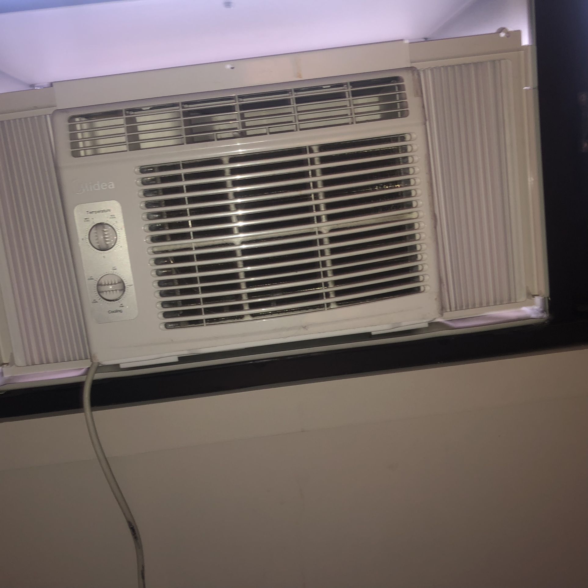 Air Conditioner