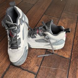 Jordan Sneakers size 5.5 boys 