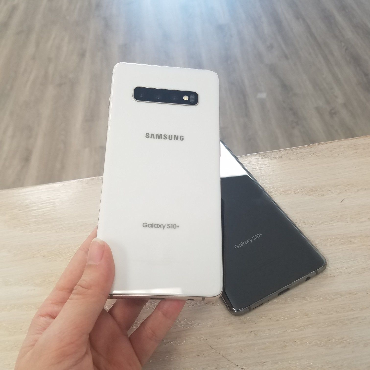 Samsung Galaxy S10 plus unlocked 512GB🔓🔓