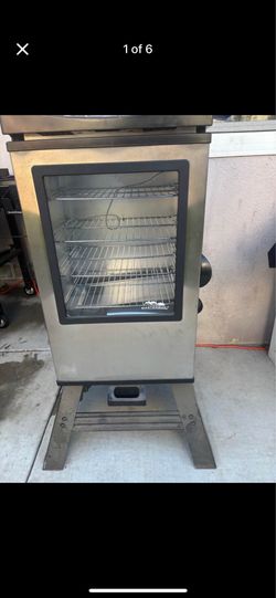 Brand new master built smoker