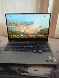 Lenovo LOQ gaming laptop Ryzen 5 12gbs ram 4050 GPU