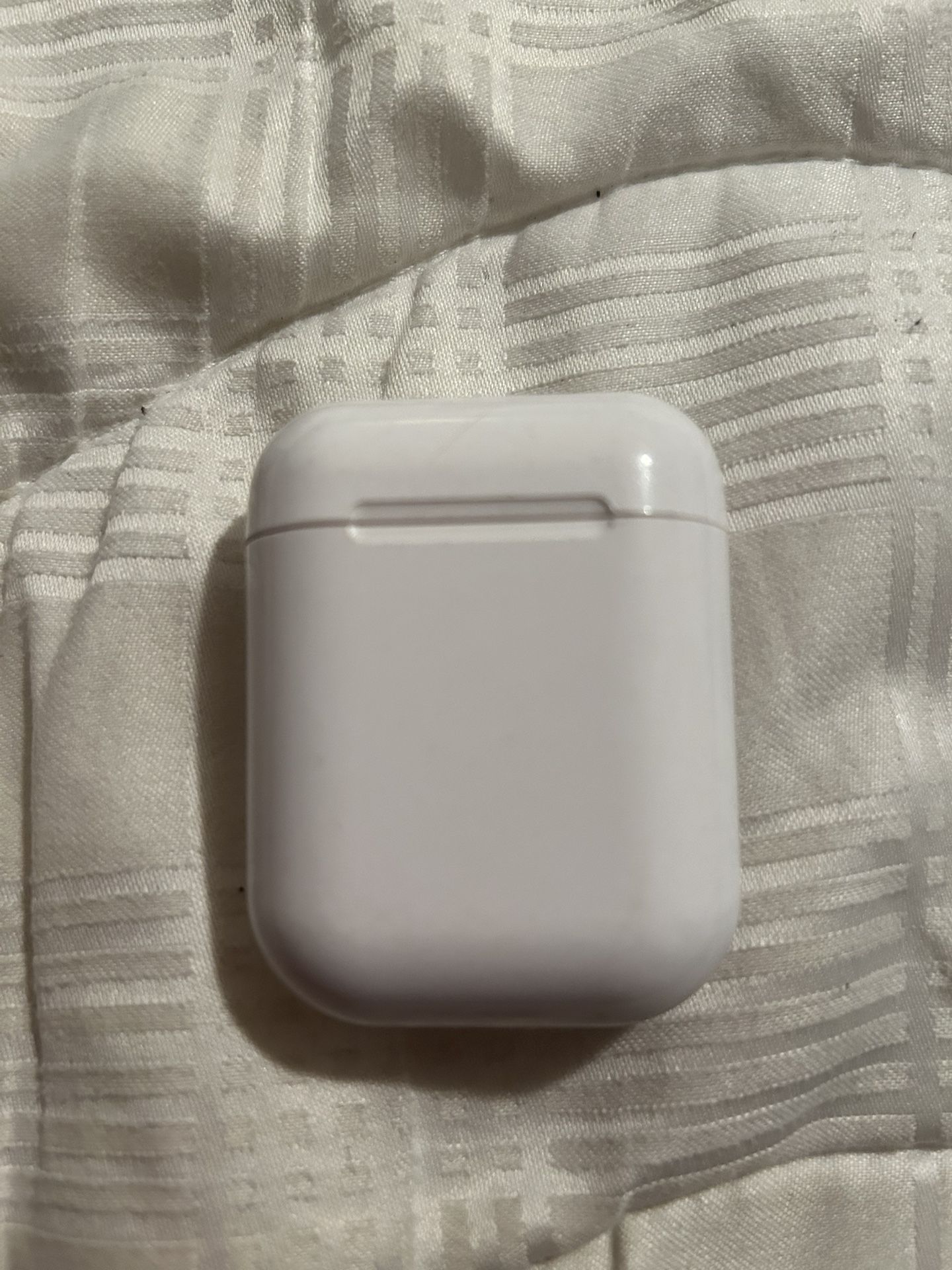 Apple Buds