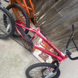 Lots of different bikes $30each in these listed