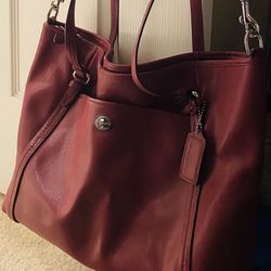 Coach Peyton Leather Tote bag