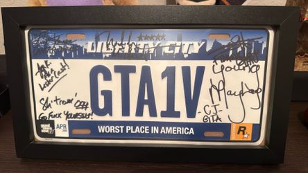 Autographed GTA IV Promo Plate
