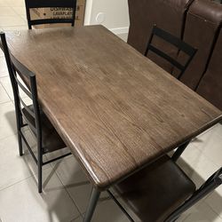 Kitchen Table With Four Chairs 