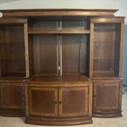Entertainment TV Shelf/Hutch