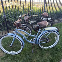 To Panama jack beach cruisers. One men’s and one women’s.