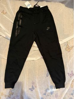 Black Nike tech joggers | Size M | runs small