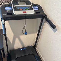 XTERRA Fitness TR200 Folding Treadmill: Xtrasoft Cushioned Deck, 5.5" LCD Display, 3 Manual Incline Levels