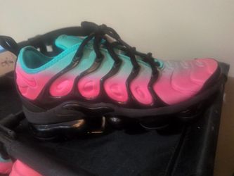Nike vapor max size 8.5