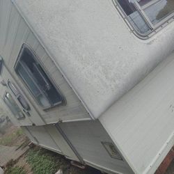 1970 Hilo trailer