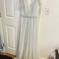 Elegant Light Grayish-Blue Gown (M) 