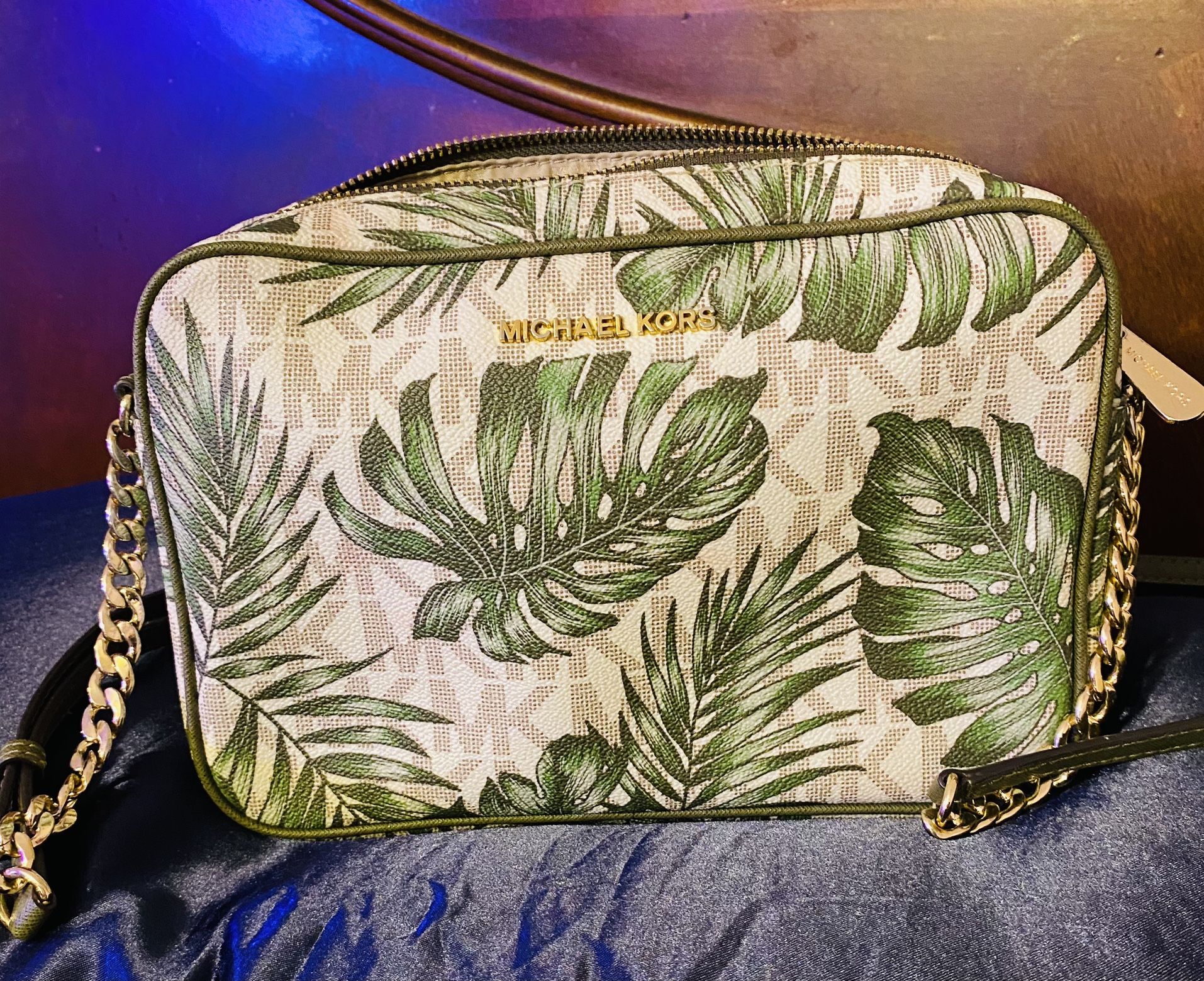 Michael Kors Crossbody