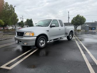 2003 Ford F150 extended cab flare side, super low miles