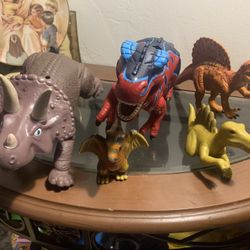 Dinousars Toys