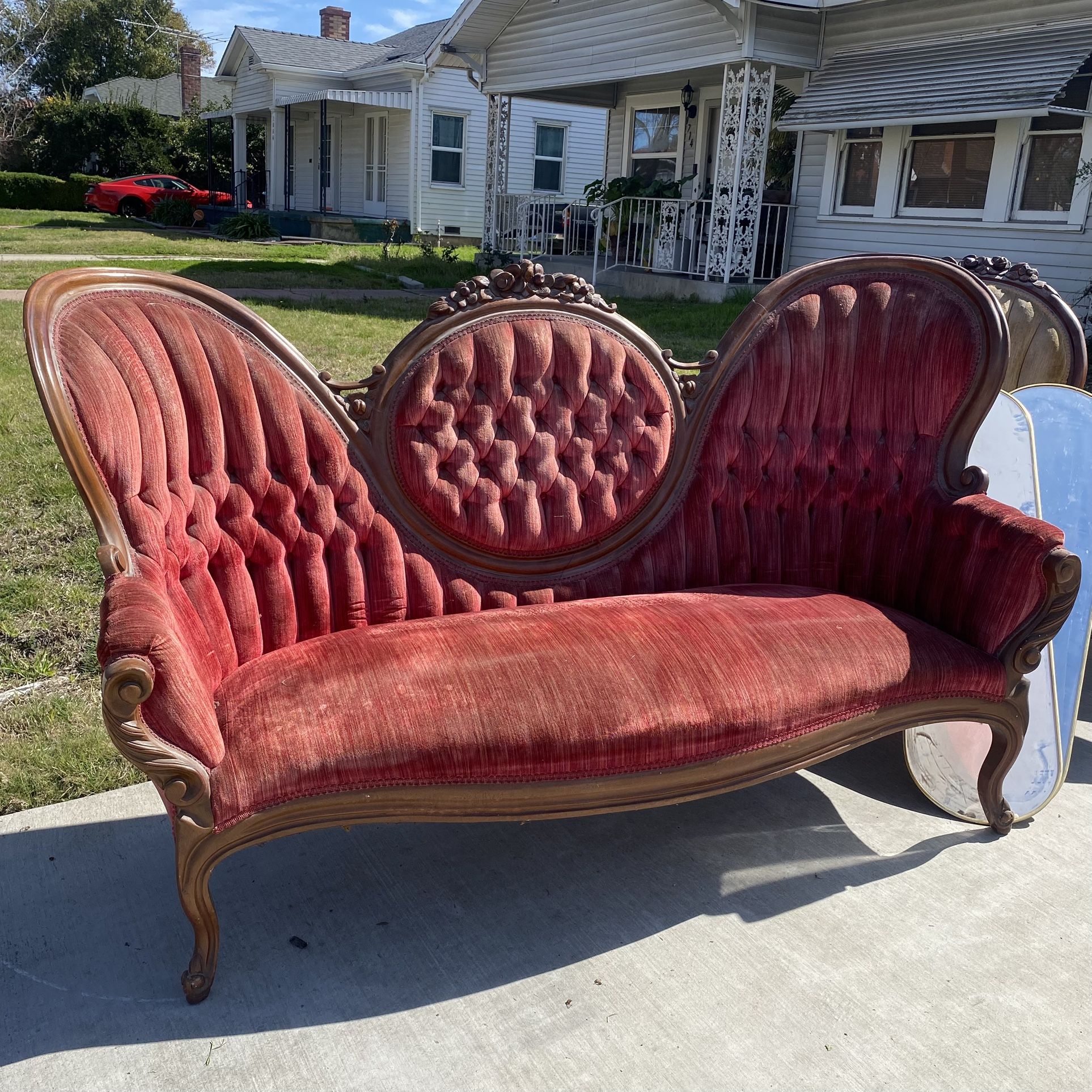 Gorgeous Victorian Couch