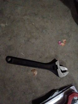 12 in crescent wrench
