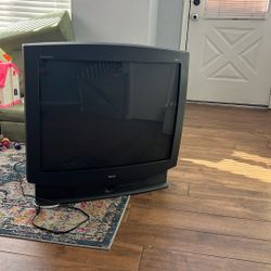 32” CRT TV  RCA
