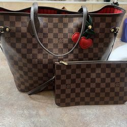 Louis Vuitton Neverfull mm