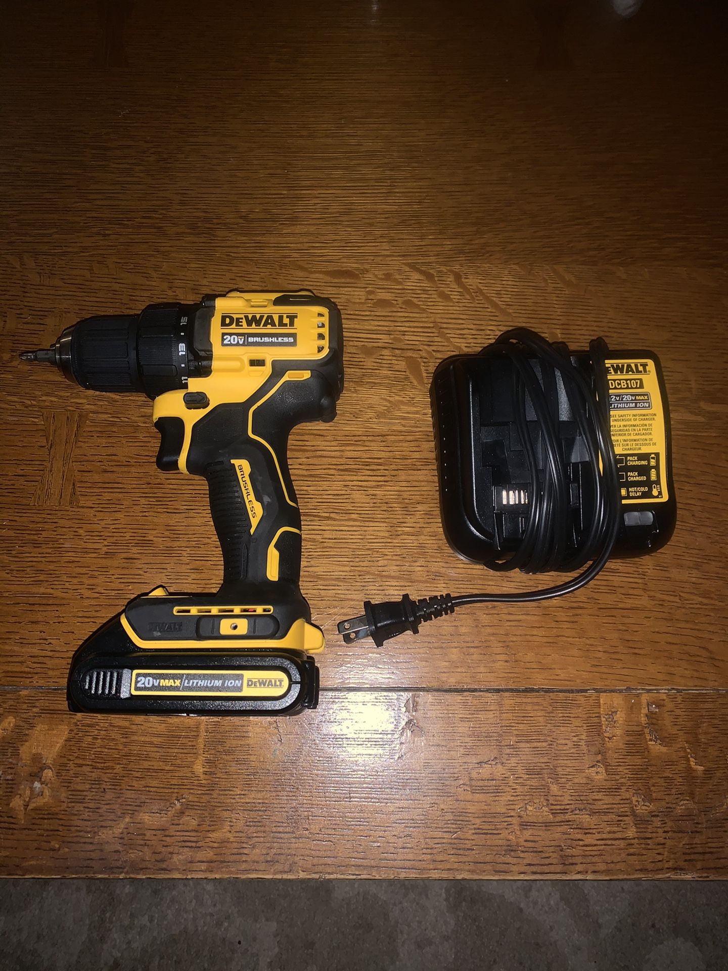 Dewalt 20V 1/2’’ Drill Driver Combo Need Gone Today!