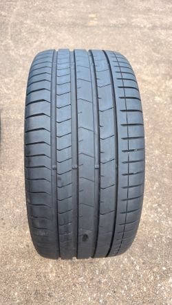 275/30/R20 PIRELLI P ZERO ( 1 tire like new )